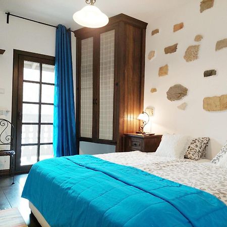 Golden Horn Guest House Iskrets Exterior photo