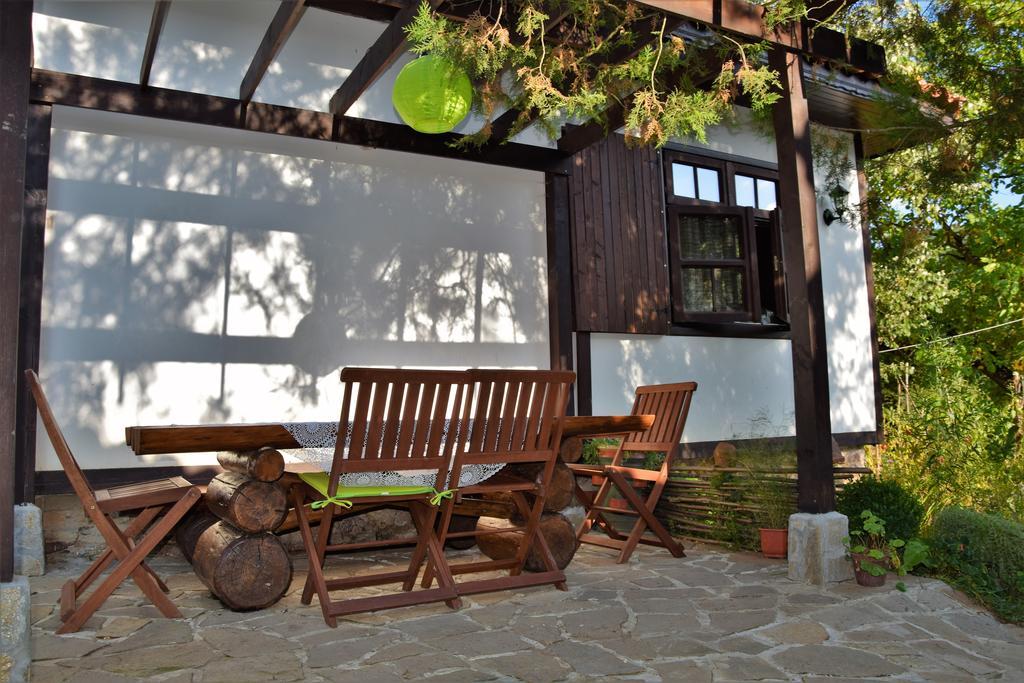 Golden Horn Guest House Iskrets Exterior photo